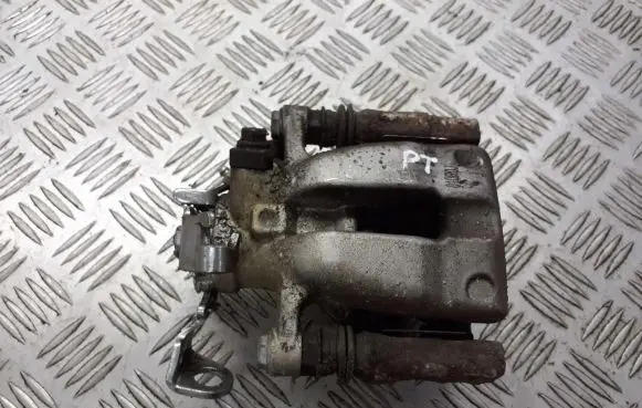 Opel Astra H Rear brake caliper