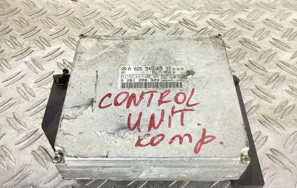 Mercedes-Benz S W220 Engine control unit/module A0265456932 0261206303