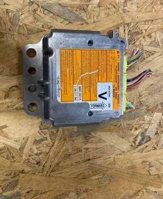 Nissan Leaf I (ZE0) Airbag control unit/module 988203ND1A ZE3ND11Y010102 0285011040