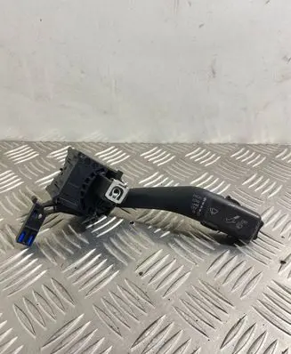 Skoda Octavia Mk2 (1Z) Wiper control stalk 1K0953519L