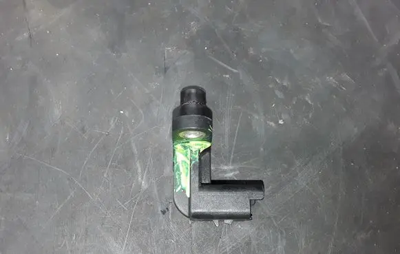Peugeot 308 Crankshaft position sensor 0232103064