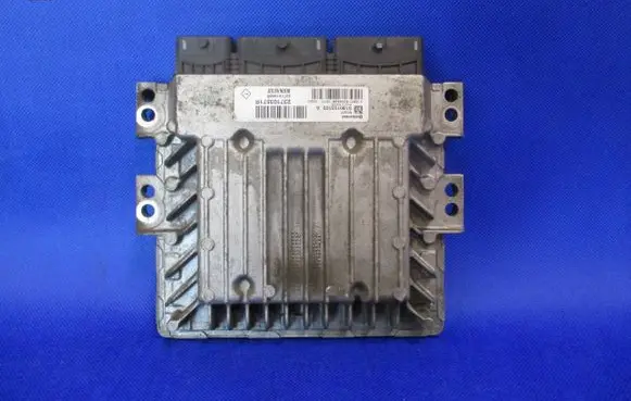 Renault Scenic III - Grand scenic III Engine control unit/module S180153105A 237101908R 237103571R