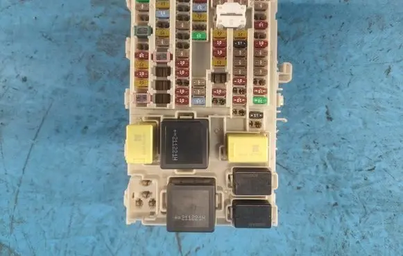 Nissan X-Trail T33 Fuse 243506RA0C