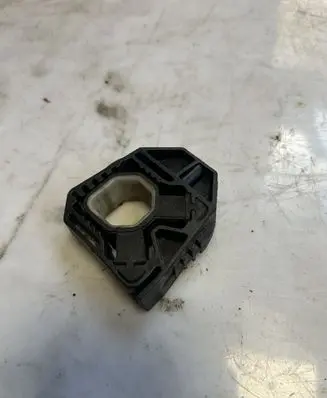 Radiator support slam panel bracket