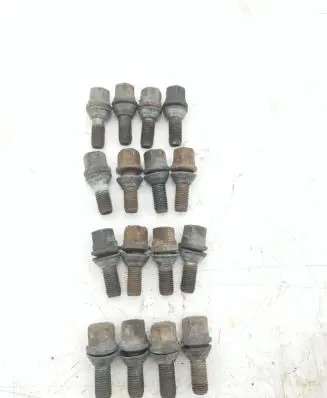 Renault Twingo II Nuts/bolts 