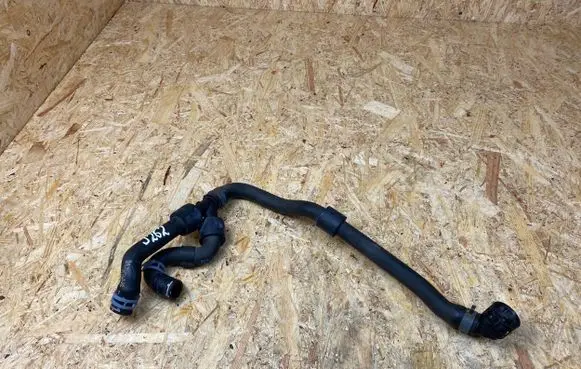 Seat Arona Engine coolant pipe/hose 2Q0122051BF