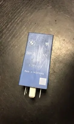 BMW 7 E38 Other relay 1383417
