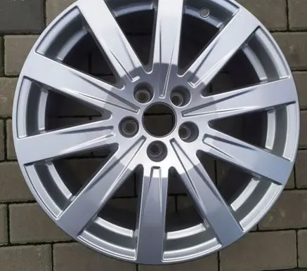 Audi Q7 4M R20 alloy rim 4M0601025