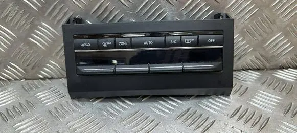 Mercedes-Benz E C207 W207 Climate control unit A2129008711 A2128303800