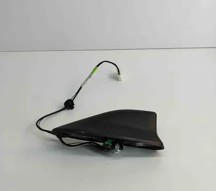 Toyota Sienna XL40 IV Aerial GPS antenna 8676004010