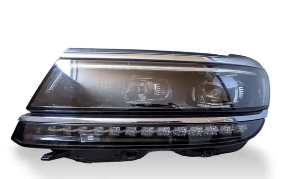Volkswagen Tiguan Headlight/headlamp 5NB941081A 030110123500