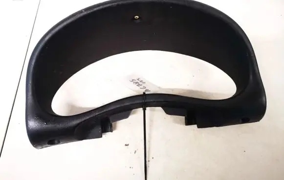 Opel Corsa B Dashboard trim 90387685