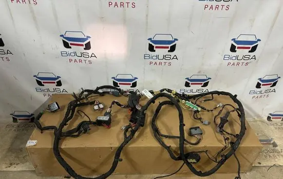 Jeep Grand Cherokee Engine installation wiring loom 68022335AJ