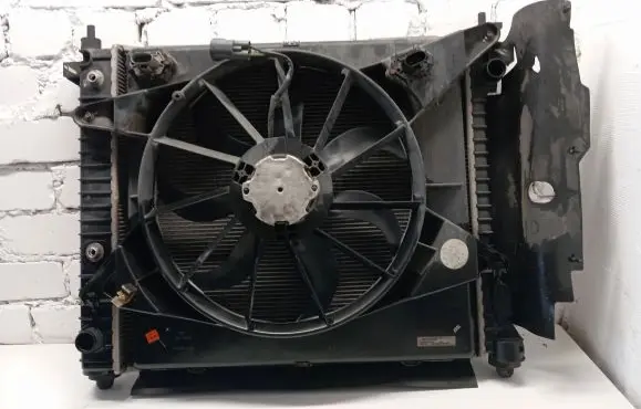 Coolant radiator