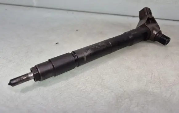 Mazda 6 Fuel injector DCRI200260