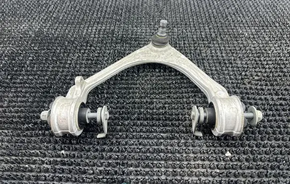 Jaguar XE Front upper control arm/wishbone Gx733091 GX733084