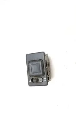 Nissan Primera Wing mirror switch