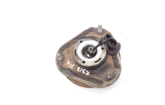 Toyota Avensis T270 Front upper strut mount 