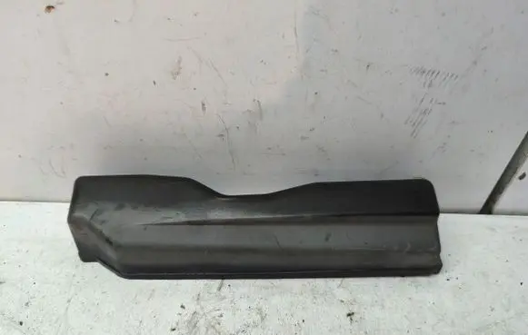 Toyota Corolla E120 E130 Fuse box cover 8179PA1