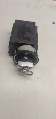 Volkswagen PASSAT B6 Ignition lock 3c0905843n