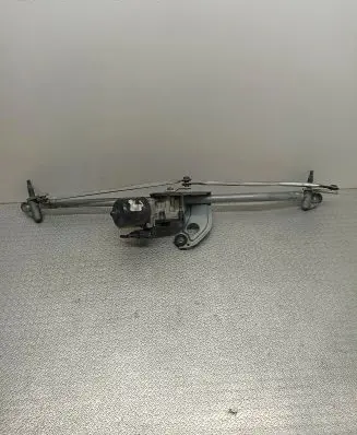 Mini One - Cooper Coupe R56 Front wiper linkage and motor 54126867 53555304