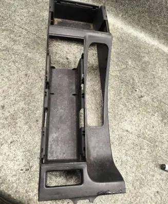 BMW 3 E46 Center console 51168213680 ZZ8218302
