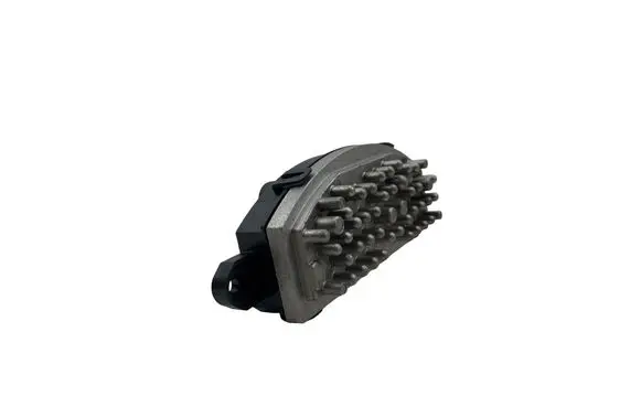 Volkswagen PASSAT B8 Heater blower motor/fan resistor 5WA907521