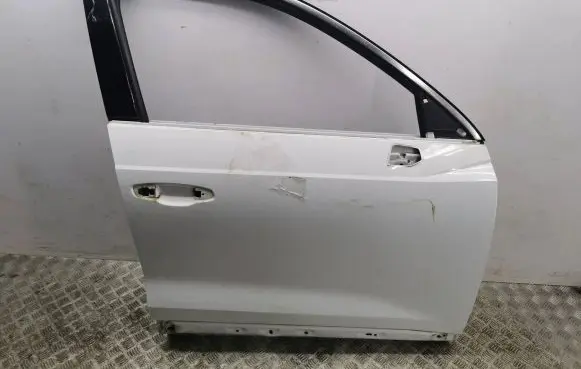 Audi Q3 F3 Front door