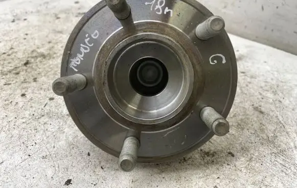 Ford Mondeo MK V Rear wheel hub DG9C2C299B2F