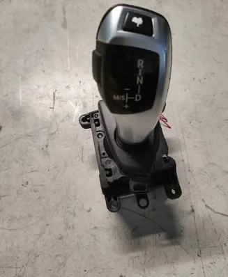 BMW 3 F30 F35 F31 Gear shifter/selector 9291517