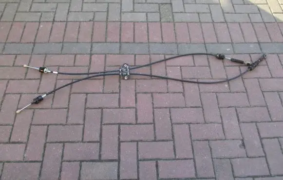 Ford Fusion Gear shift cable linkage 2S6R7E395AE