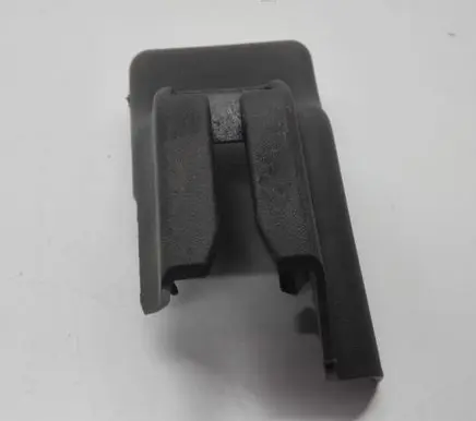 Nissan Pathfinder R51 Front passenger seat rail trim 87508EB00X