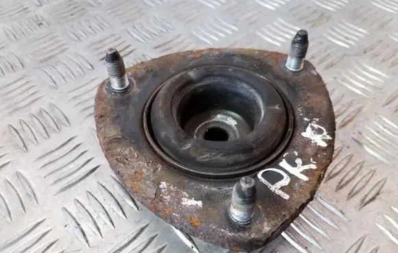 Suzuki Grand Vitara II Front upper strut mount 