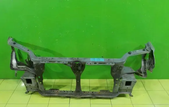 Subaru Impreza II Radiator support slam panel 