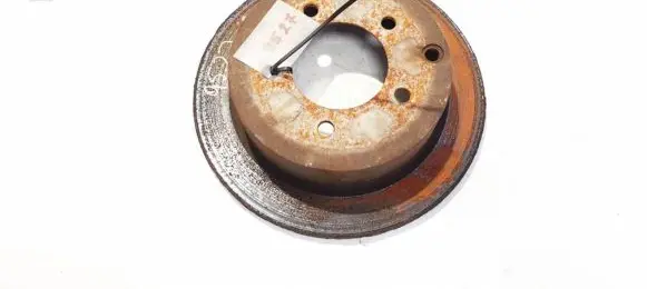 Mitsubishi Lancer X Rear brake disc neventiliuojamas