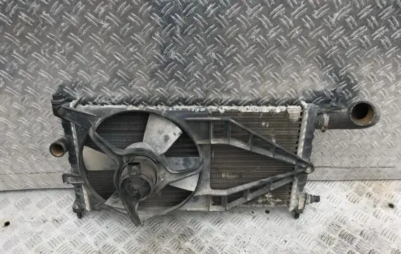 Opel Corsa B Coolant radiator 8038845