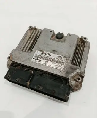 Chevrolet Cruze Engine control unit/module 96983951 86050324 0281015445