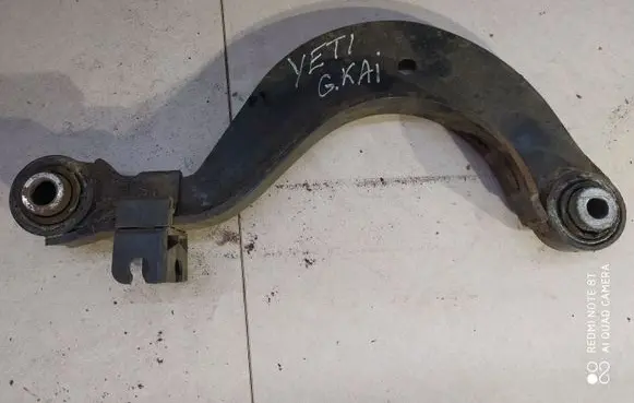 Skoda Yeti (5L) Rear control arm 1K0505323N