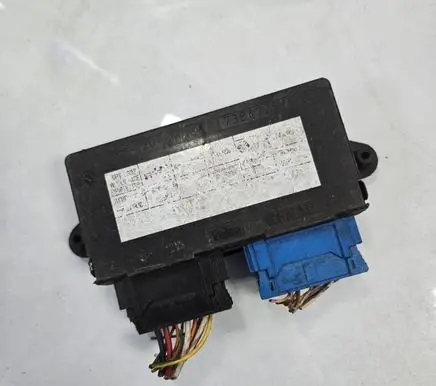 Renault Laguna I Comfort/convenience module 73847257c
