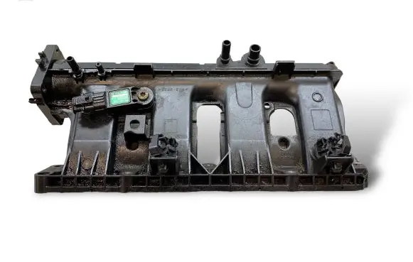 Nissan Qashqai Intake manifold 140036109R 1072535V01