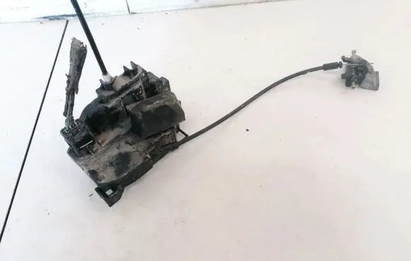 Renault Modus Rear door lock
