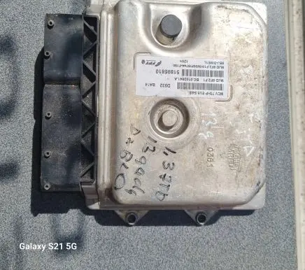 Peugeot Bipper Engine control unit/module 51896810 MCV75HP5