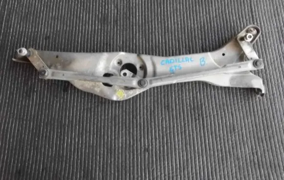 Cadillac CTS Front wiper linkage 24025147