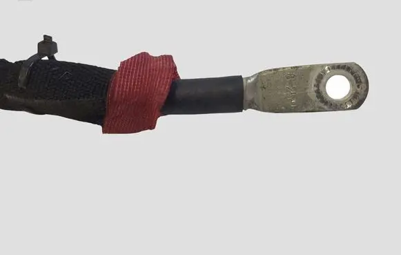 Opel Ampera Positive cable (battery)