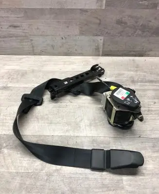 Seat Altea XL Front seatbelt 6047614 125029