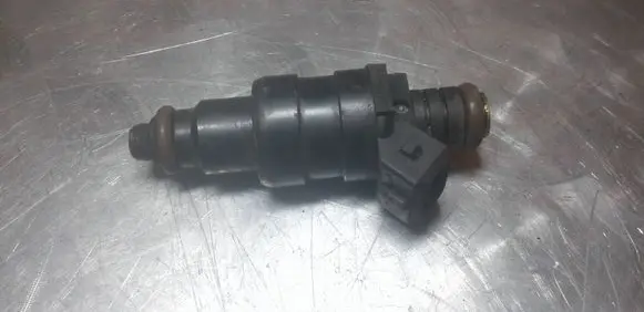Renault Espace III Fuel injector FBJC100