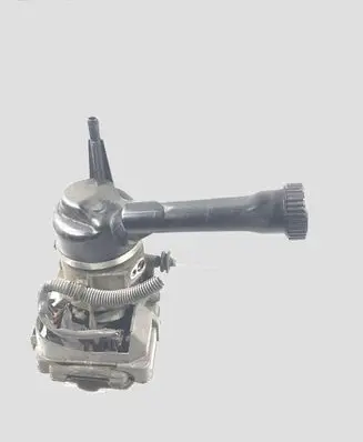 Citroen C4 I Power steering pump 9684252580