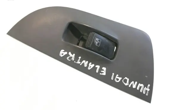 Hyundai Elantra Electric window control switch 935762D000