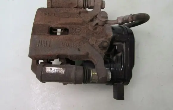 KIA Xceed Rear brake caliper G358237700
