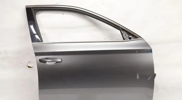 Skoda Superb B8 (3V) Front door 5783547